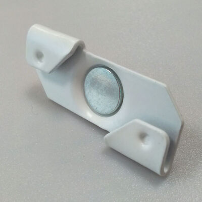 সহজ ইনস্টলেশনের জন্য ছিদ্র সহ ট্যুইস্ট টি-বার ক্যাবল ক্লিপ সাসপেনশন সিস্টেম সিলিং গ্রিড ক্লিপ